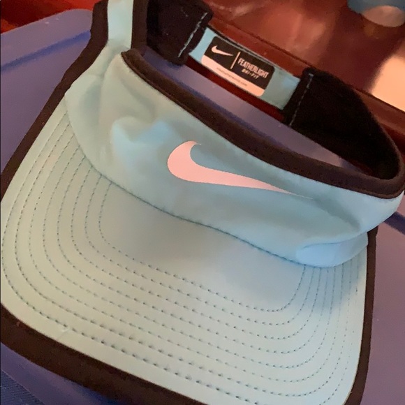 Nike Other - baby blue nike visor